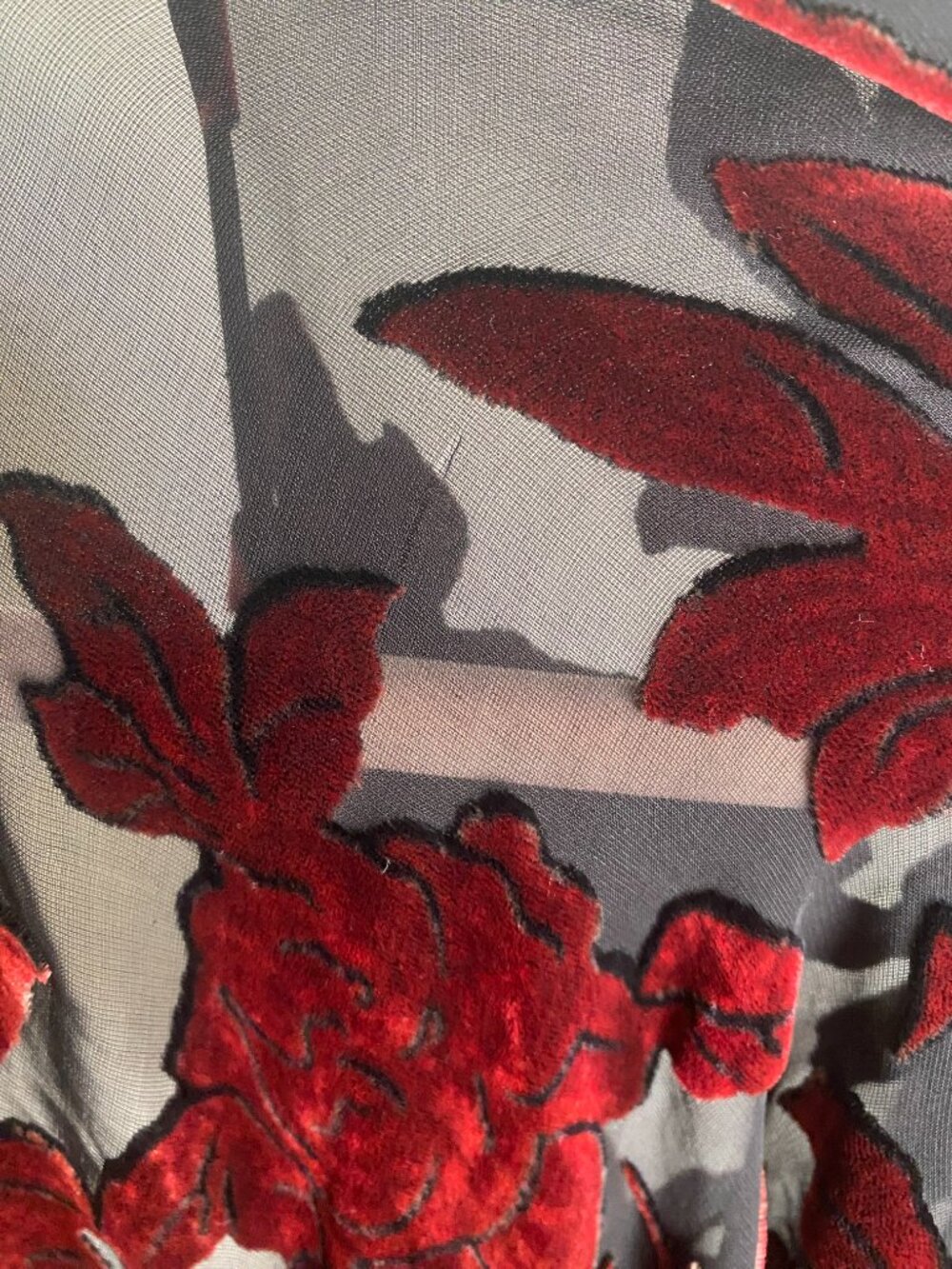 Silk Gothic Romantic Burgundy Red Velvet Floral Sheer Shawl Wrap Macrame Fringe - Picture 9 of 10